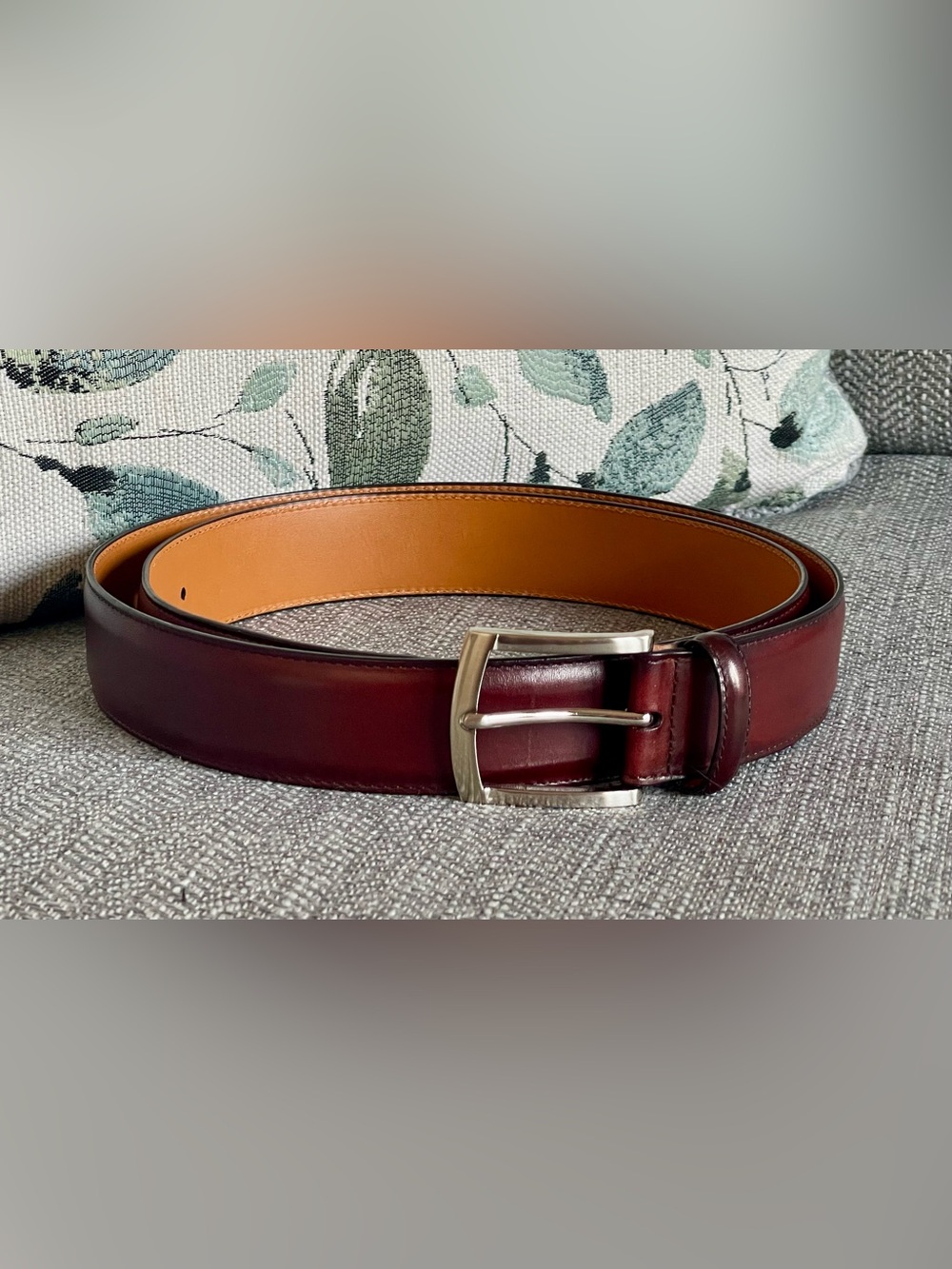 NWOT Magnannl Square Brushed Silvertone Buckle Leather Belt Men’s Size 42